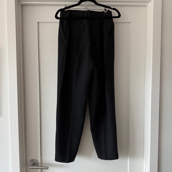 Abercrombie Ankle Grazing Tapered Pants - Black, Long Length - Picture 3 of 4